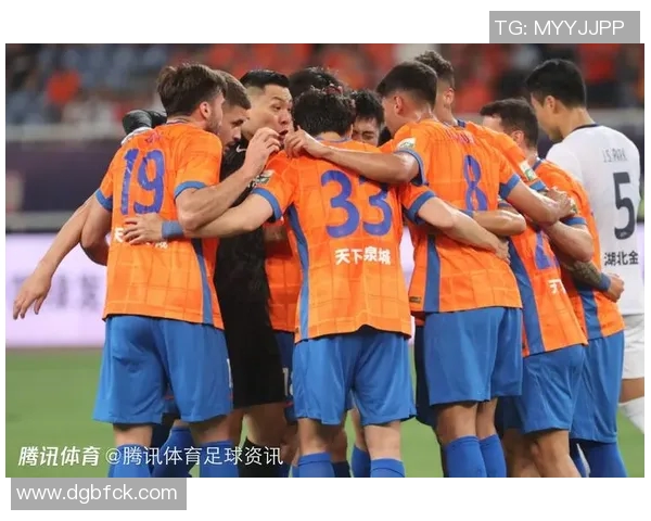 以球队策略为核心的战术调整与创新:提升球队整体竞争力的关键要素